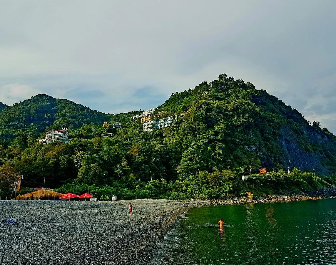 Calypso Kvariati Inn